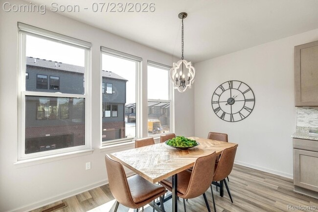 Building Photo - 3032 Hydrangea Ln