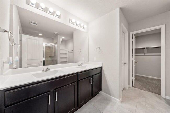 Building Photo - 29806 Breakwater Dr