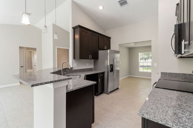 Building Photo - 3525 Rambler Ave