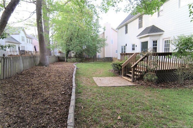 Building Photo - 2021 Shadow Creek Dr