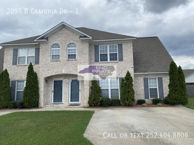 Building Photo - 2055B Cambria Dr
