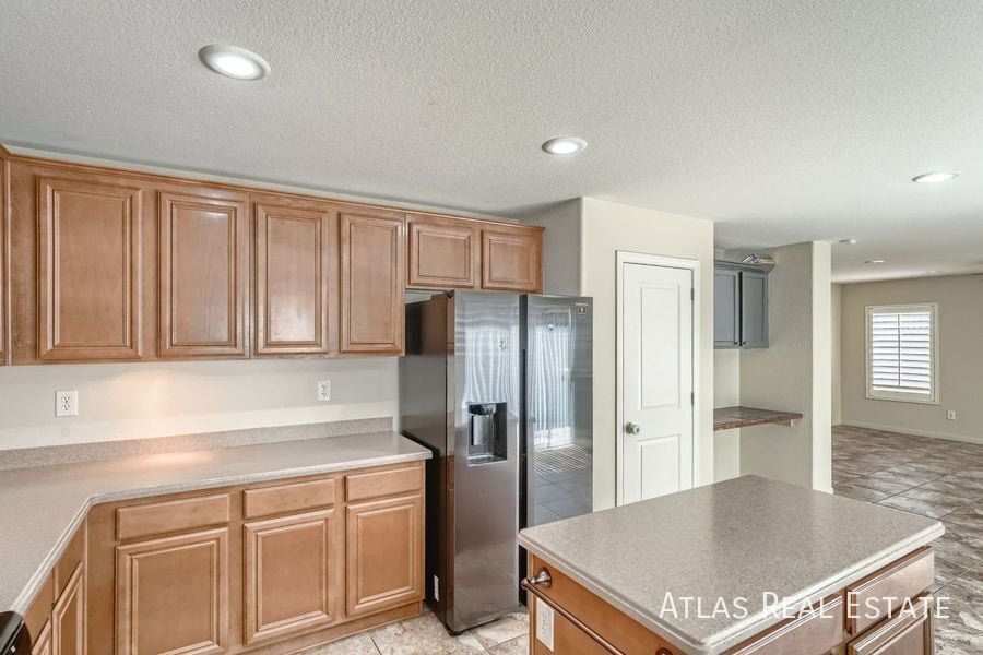 Building Photo - 10427 Wildflower Gully St