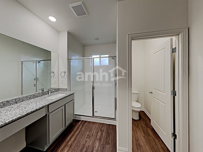 Building Photo - 360 Aspen Waters