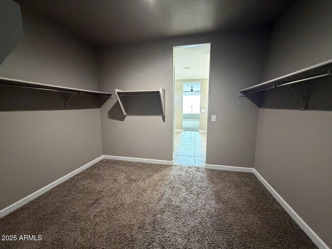 Building Photo - 38163 W Santa Monica Ave