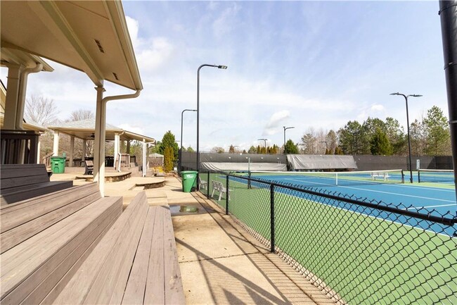 Building Photo - 268 Balaban Cir