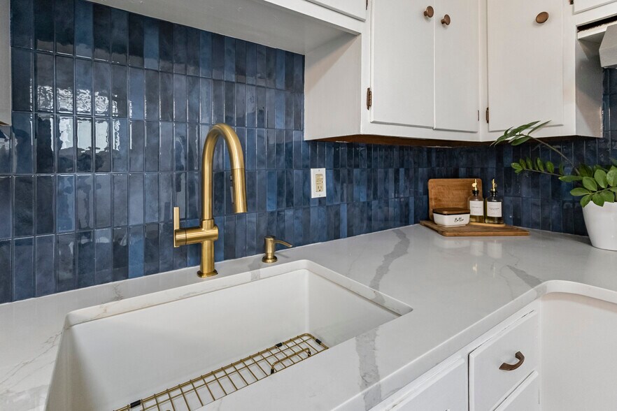 Building Photo - 1354 Maryland St