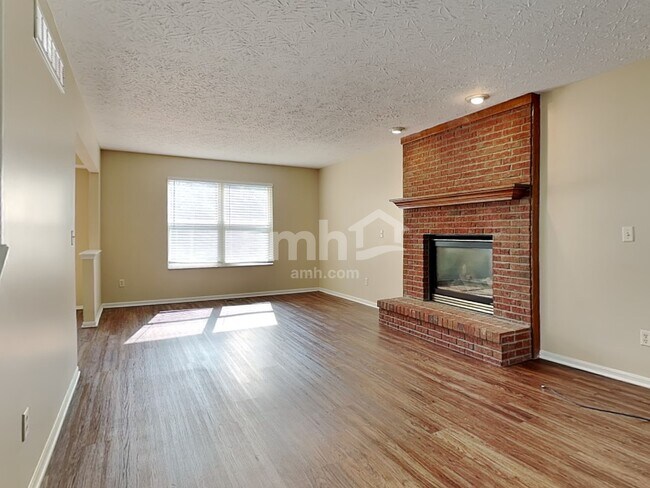 Building Photo - 420 Granny Smith Ln