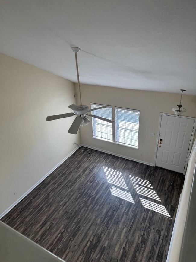 Building Photo - Spacious 3BR/3BA Home on Nena Hills – Private Driveway, Garage & Patio – $1,600/Month