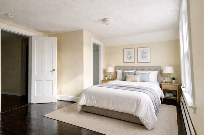 Building Photo - 37 Hotchkiss St