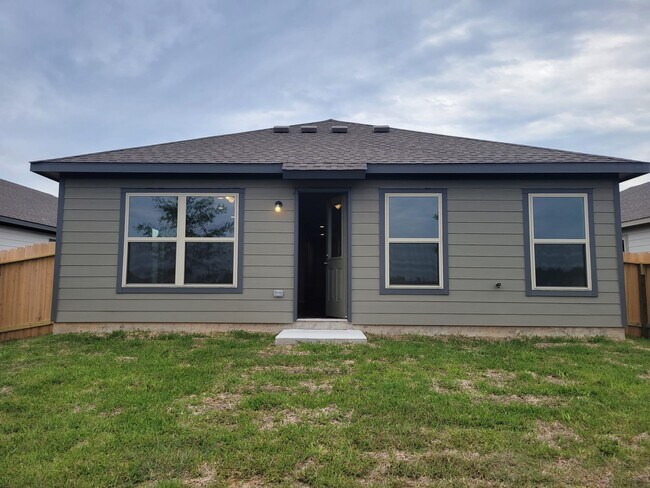 Building Photo - 14930 Dane Ct