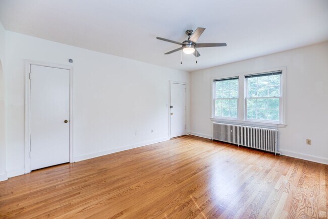 Interior Photo - 2614 41st Street NW
