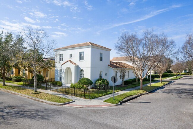 Building Photo - Modern 1/1 Spacious Apartment with 1 Car G...