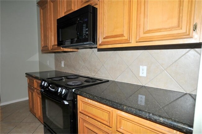 Building Photo - 872 Rock Harbor Ln