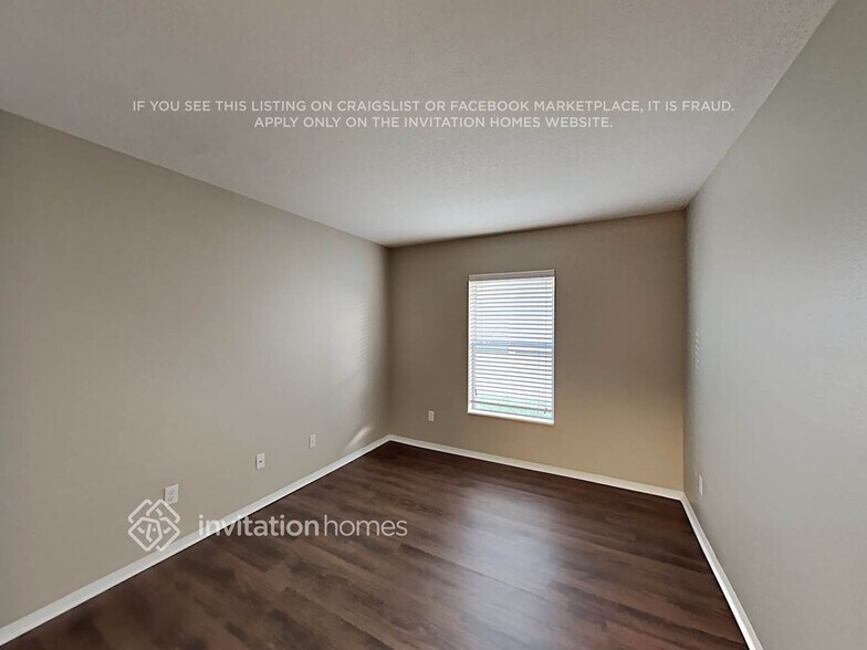 Building Photo - 3017 Park Ridge Ave
