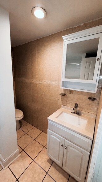 Building Photo - 1208 13th St