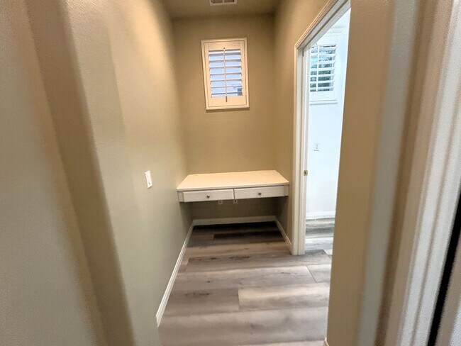 Building Photo - 7030 Angora St