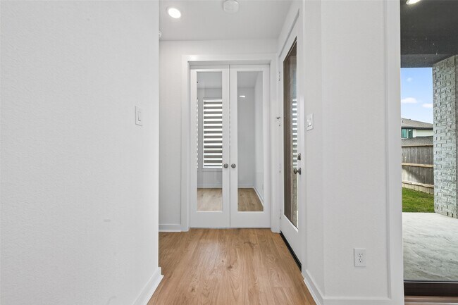 Building Photo - 5802 Reef Rdg Dr