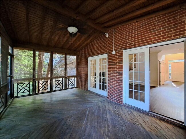 Building Photo - 2242 Lenox Walk NE