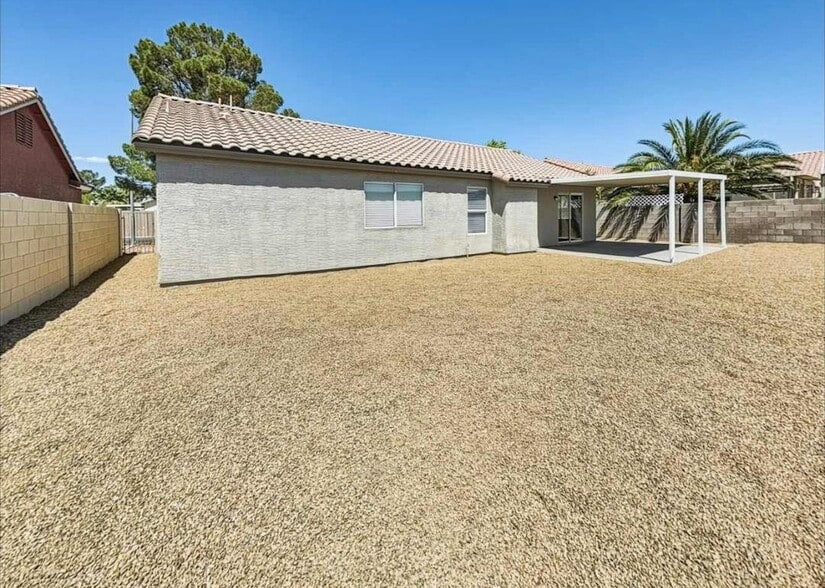 Building Photo - 5228 French Lavender St