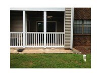 Building Photo - 616 Barrington Hills Dr