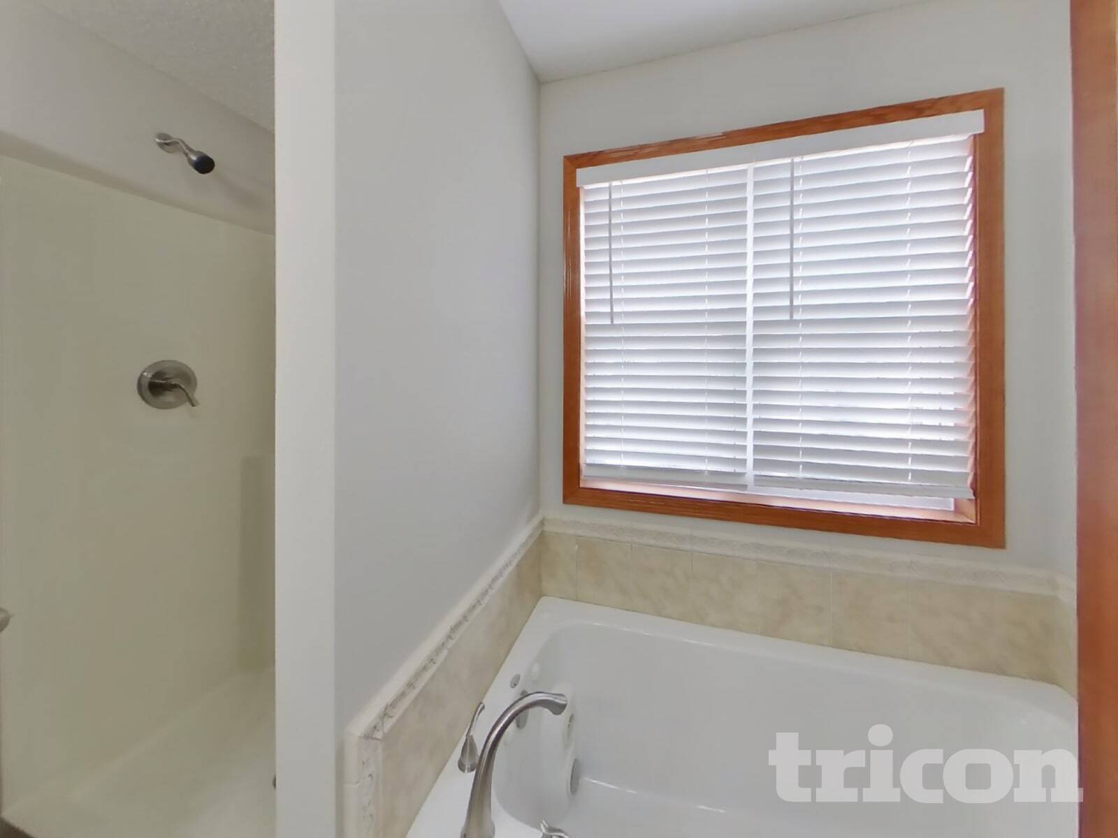 Building Photo - 2248 Longhorn Ln