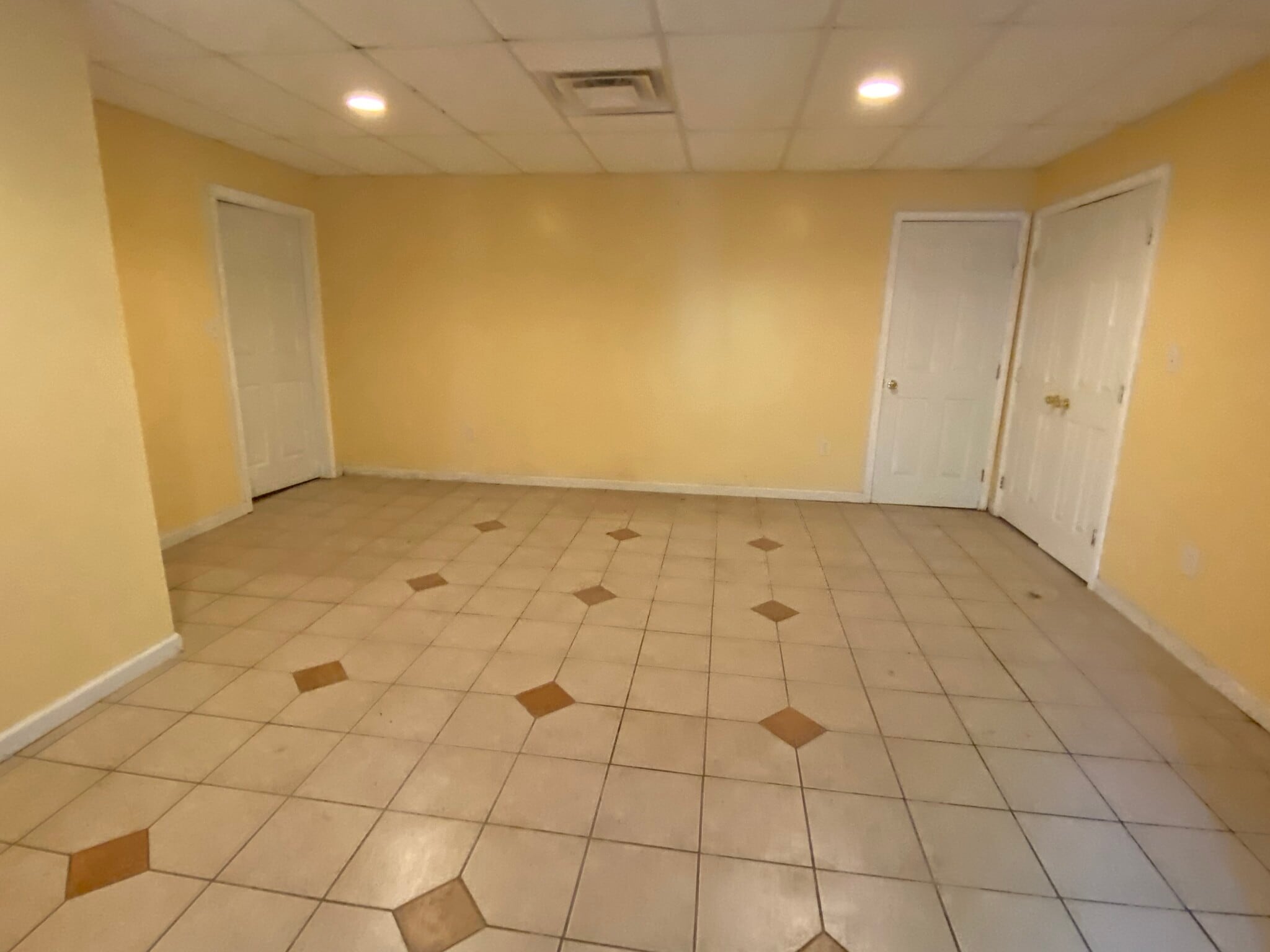 Building Photo - 2261 Capehart Cir NE