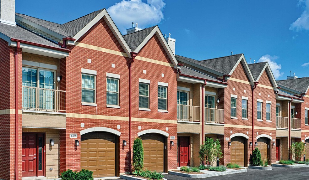 Building Photo - Elm Creek
