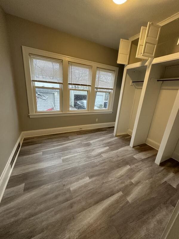 Building Photo - 3392 Beechwood Ave
