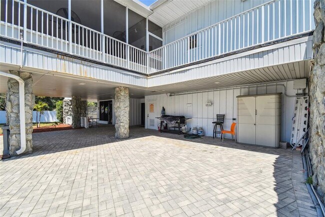 Building Photo - 23325 Club Villas Dr