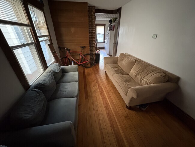 Building Photo - 79 Wyckoff St
