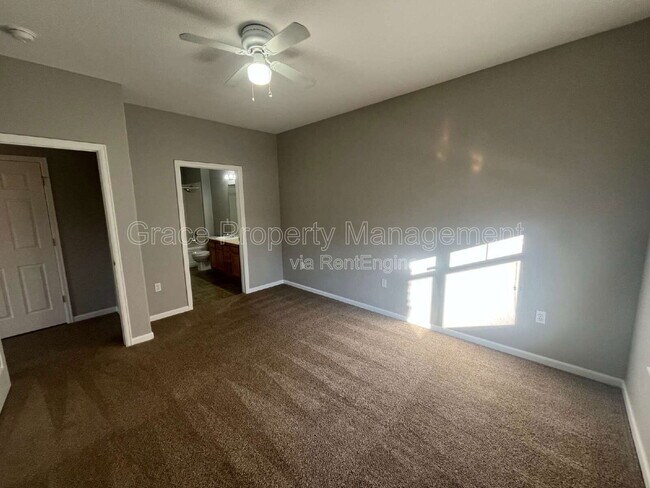 Building Photo - 3370 Boulder Cir