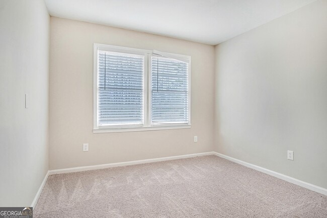 Building Photo - 660 Thomasville Blvd SE