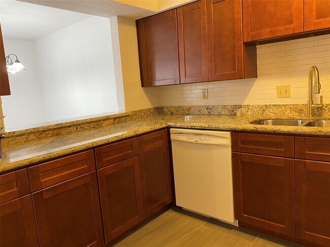Building Photo - 6201 Ranchester Dr