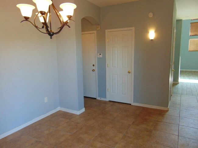 Building Photo - Rancho Sahuarita 4 bedroom 3 bath 2 story Home