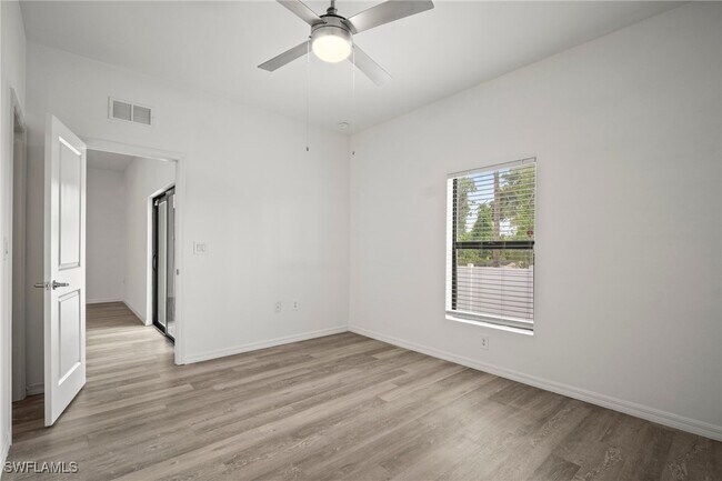 Building Photo - 4716 29th St SW