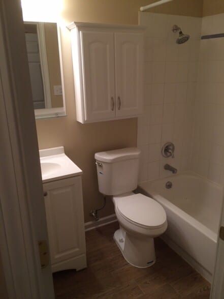 Building Photo - 205 Galewood Drive