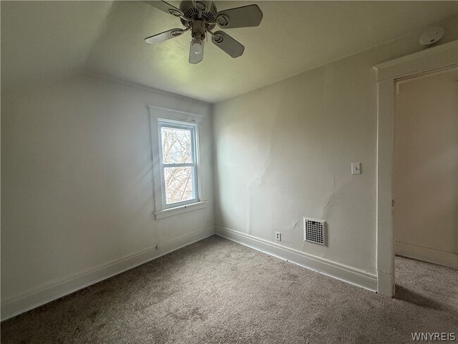 Building Photo - 216 Newburgh Ave