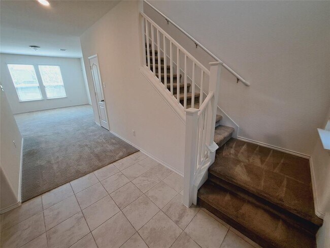 Building Photo - 17015 Gibbons Path