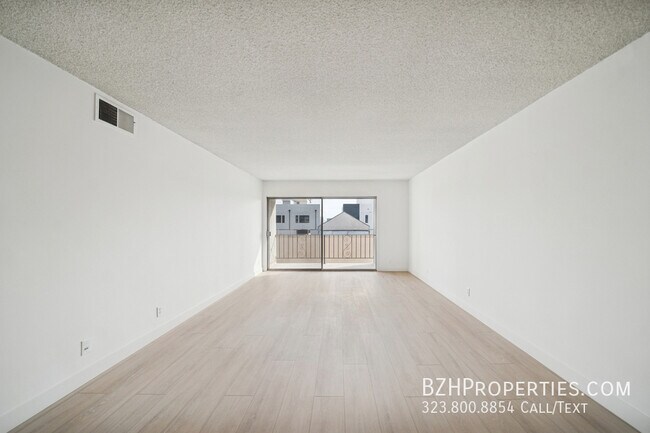 Building Photo - 131 Orlando Ave