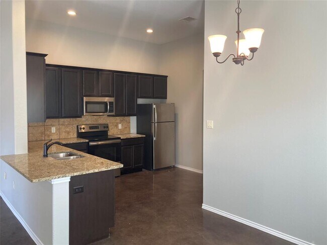 Building Photo - 234 Joanne Lp