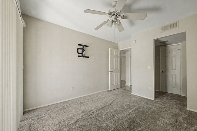 Building Photo - Condo in Cliffs Art North Mountain Community