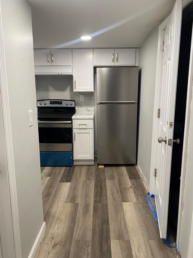 Building Photo - 12 Plank Rd