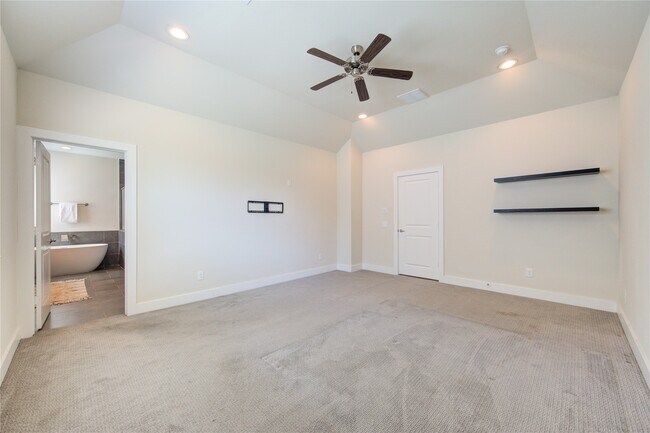 Building Photo - 8803 Hollister Pine Ct