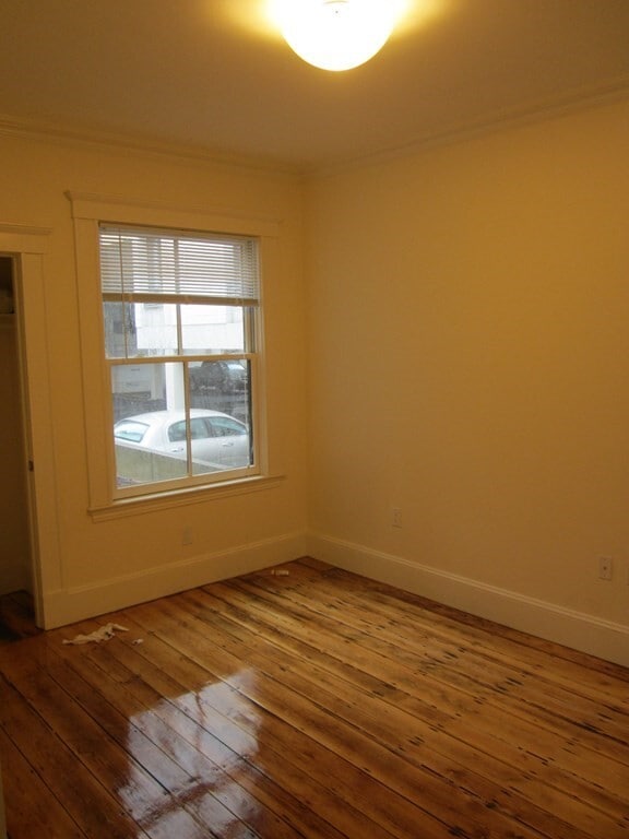 Building Photo - 6 Centre St