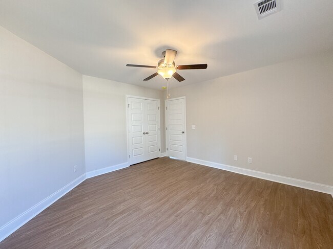 Building Photo - 117 Zetterower Rd