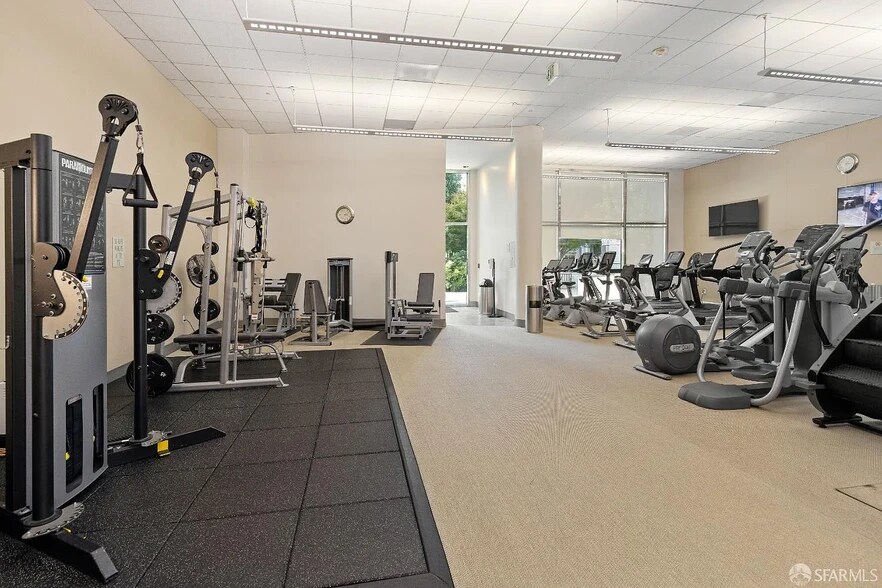 Building Photo - 229 Brannan St