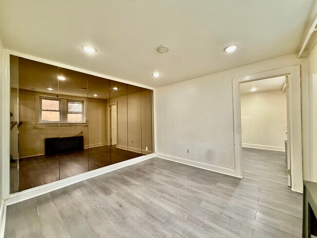 Building Photo - 7021 Durham Ave