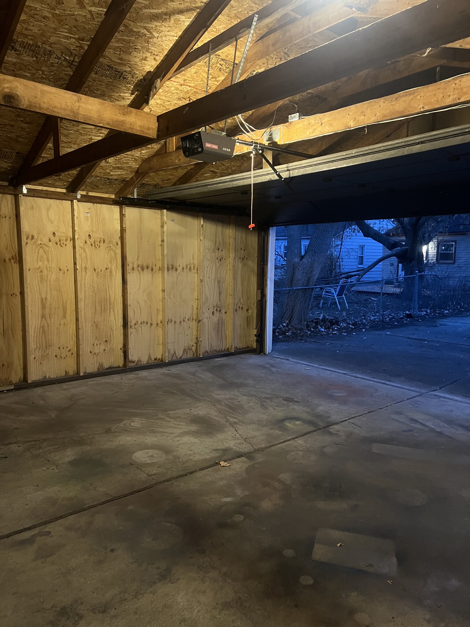 Building Photo - 11055 Chapp Ave