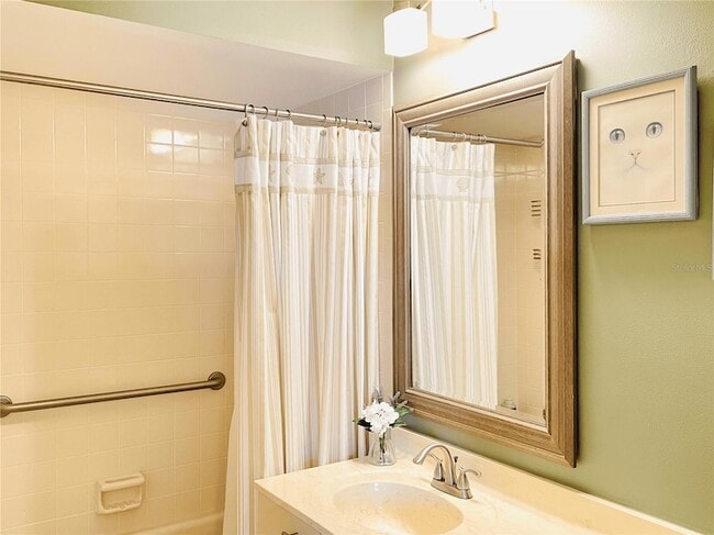 Building Photo - 5256 Myrtle Wood