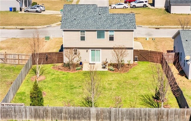 Building Photo - 2112 Yellowbrick Rd